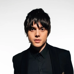 Исполнитель: ALEKSEEV