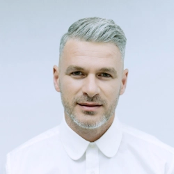 Исполнитель: Арсен Мірзоян