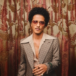 Исполнитель: Bruno Mars