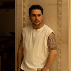 Исполнитель: ХАС