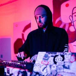 Исполнитель: Jointjay