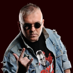 Исполнитель: Krasnaya Plesen