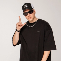 Исполнитель: Lx24