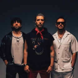 Исполнитель: MEDUZA