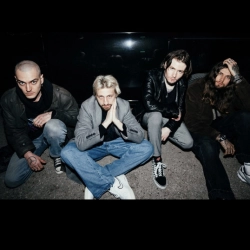 Исполнитель: Нервы