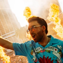 Исполнитель: Oliver Heldens