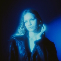 Абрикоса & TUSOVKA - Слеза - TUSOVKA Remix